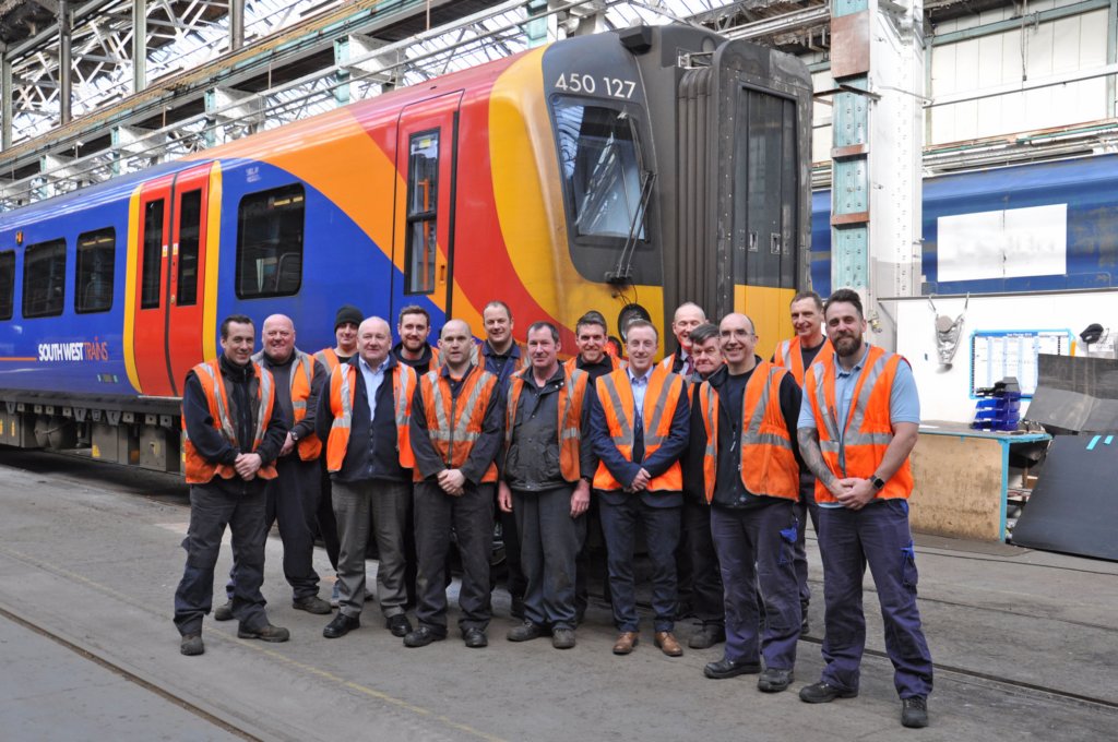 thesiemensteamwith450127eastleighworks2ndmarch20172.jpg