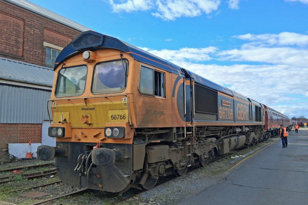 tc76324and76297and66734eastleighworks31stmarch2026.jpg
