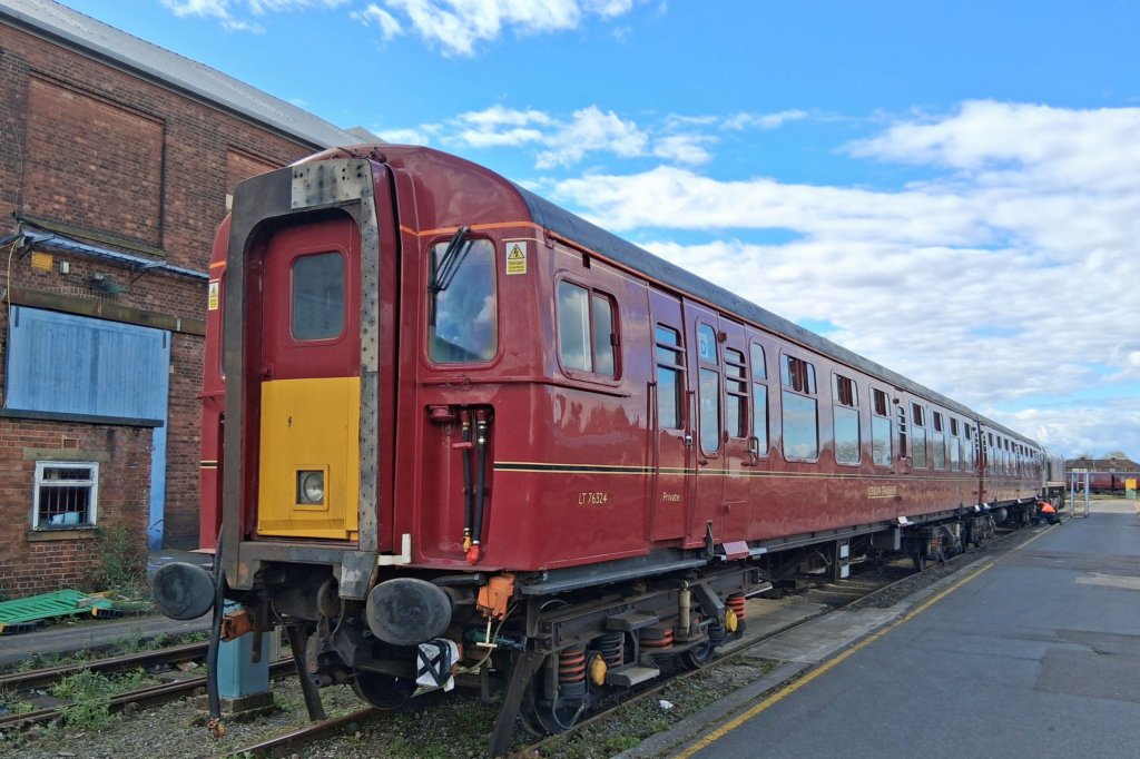 tc76324and76297eastleighworks31stmarch2026.jpg